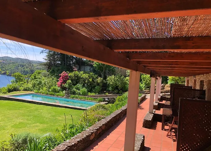 Quinta Do Troviscal Vakantieboerderij Castelo do Bode