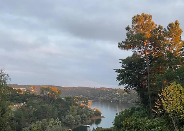 Quinta Do Troviscal مزرعة للإقامة كاستيلو دو بودي