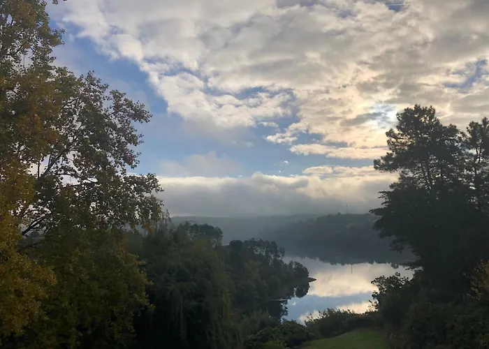 مزرعة للإقامة Quinta Do Troviscal *