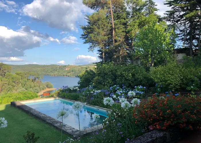 Quinta Do Troviscal * كاستيلو دو بودي