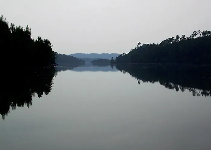 Quinta Do Troviscal كاستيلو دو بودي