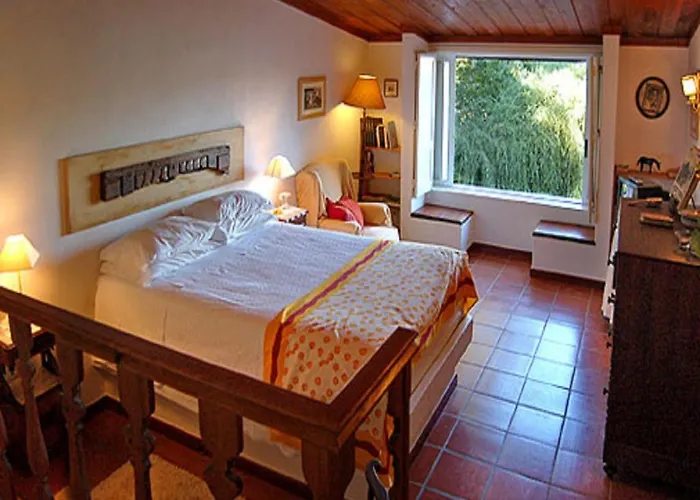 مزرعة للإقامة Quinta Do Troviscal *